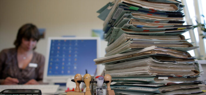 Γραφειοκρατία μήτηρ πάσης οπισθοδρομικότητας