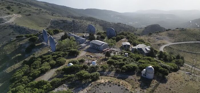 Ο ΑΙΝΟΣ ΨΑΧΝΕΙ ΤΟΝ ΑΝΥΠΑΡΚΤΟ ΕΛΛΗΝΑ ΣΕΡΙΦΗ ΤΟΥ ΑΙΝΟΥ