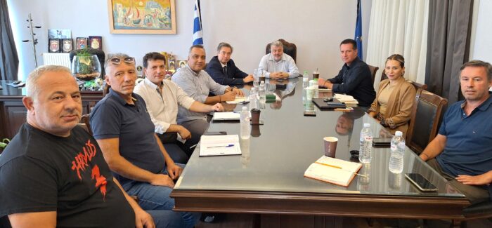 Συνάντηση εργασίας αντιπροσωπείας της ΠΕΔΙΝ στο Δημαρχείο Αργοστολίου