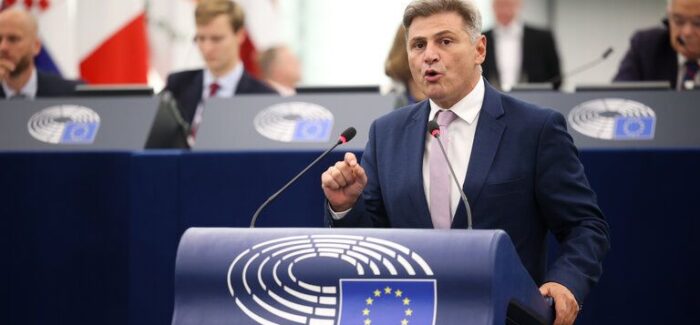 «Άμεσα μέτρα για αγρότες και κτηνοτρόφους» – «Τέλος στον αθέμιτο ανταγωνισμό από εισαγόμενα προϊόντα…»