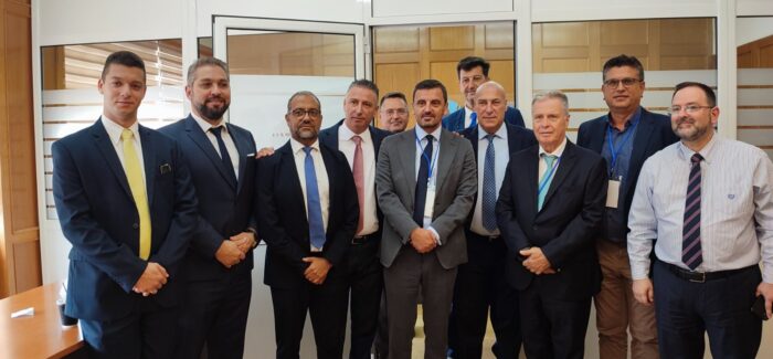 Πρωτοποριακή Συνεργασία Ελλάδας-Ιταλίας για την Ανάπτυξη των Τουριστικών και Επιχειρηματικών Δεσμών μέσω Υδροπλάνων!