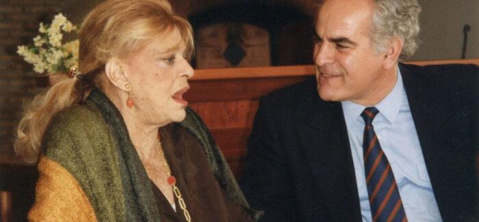 Δρ Λάζαρος Κολώνας