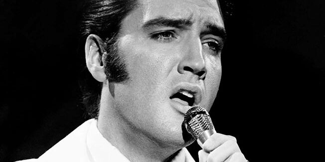 Δείτε το βίντεο “Elvis Presley – If I Can Dream (’68 Comeback Special)” στο YouTube