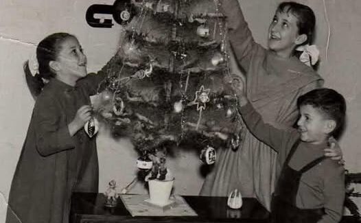 Χριστουγεννιάτικο δέντρο κάποιας άλλης εποχής.