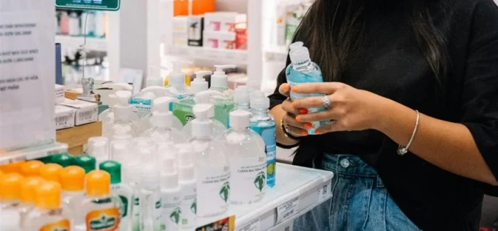 ΕΟΠΥΥ: Πώς θα προμηθευόμαστε τα φάρμακα το 2025 – Οι συνταγές που «κουρεύονται» και οι αλλαγές