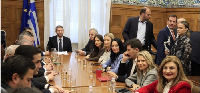 Ο Νίκος Ανδρουλάκης προτείνει τον Τάσο Γιαννίτση για Πρόεδρο της Δημοκρατίας