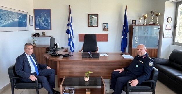 Συνάντηση με τον νέο Αστυνομικό Διευθυντή κ. Γεώργιο Γιαννάτο για την ενίσχυση της ασφάλειας στα νησιά μας