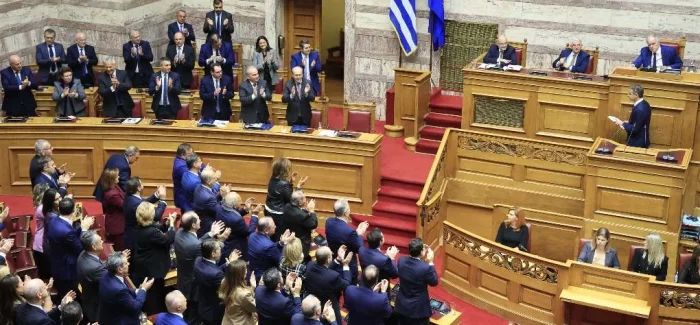 Ανακάτεμα της τράπουλας ο νέος ανασχηματισμός