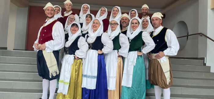 Με μεγάλη επιτυχία η συμμετοχή των «ΚΕΦΑΛΛΗΝΩΝ» στο 1ο Φεστιβάλ  της Αποκριάς στη Λάρισα