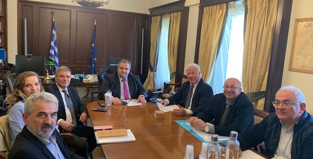 Σε προγραμματισμένες συναντήσεις στα Υπουργεία Εσωτερικών και  Εθνικής Οικονομίας και Οικονομικών