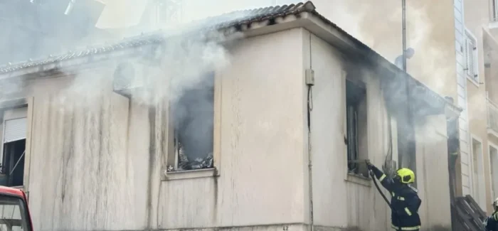 Κάηκε ολοσχερώς σπίτι στο Αργοστόλι