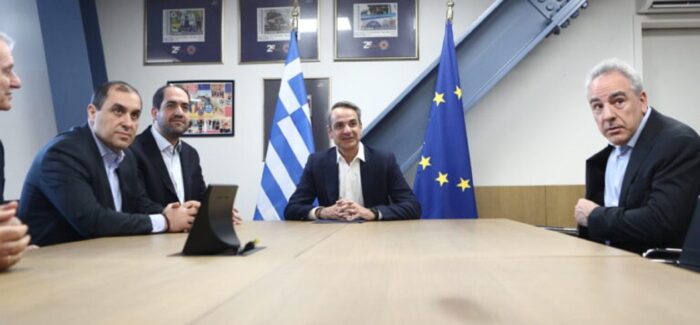 Ο Μητσοτάκης “προετοιμάζει” το λαό ότι θα “καεί” από τις πυρκαγιές