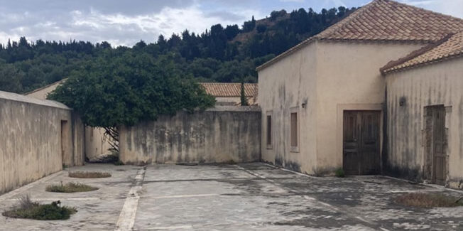 Με αφορμή πρόσφατη ανάρτηση του κ. Κωνσταντίνου Ζαπάντη για το  Κάστρο της Άσ(σ)ου,