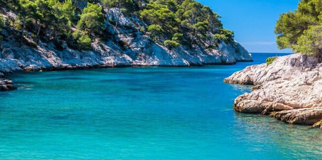 Γαλάζιες Σημαίες 2025: Δεύτερη παγκοσμίως η Ελλάδα