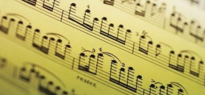 ΑΠΟΨΕ ΜΕΛΩΔΙΚH ΠΕΡΑΝΤΖΑΔA ΣTHN ΑΣΣΟ