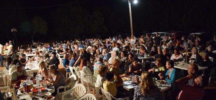 Εφημερίδα ΤΑ ΔΑΥΓΑΤΑ Σαλπάροντας στις θάλασσες της ιστορίας!