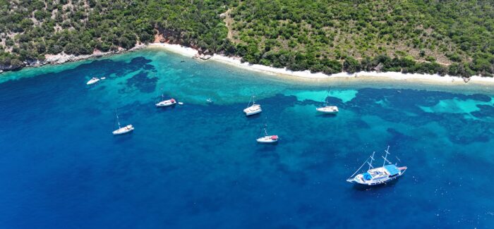 Η ηθική σε ελεύθερη πτώση…