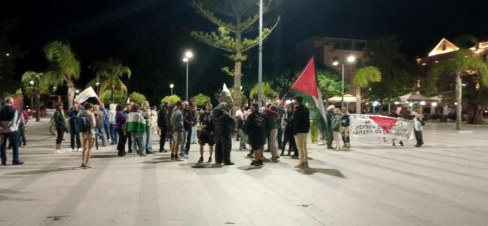 Συγκέντρωση στο Αργοστόλι για τη σύλληψη της Μαρίας Δίπλα