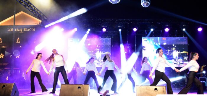 Άναμμα του Χριστουγεννιάτικου Δέντρου στο Αργοστόλι