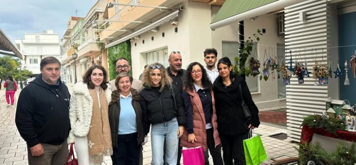 ΧΡΟΣΤΟΥΓΕΝΝΙΑΤΙΚΑ BAZAAR ΥΠΕΡΙΩΝΑ