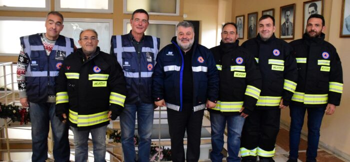 Παράδοση εξοπλισμού οχημάτων στα μέλη της ομάδας Πυρασφάλειας της Πολιτικής Προστασίας Δήμου Αργοστολίου