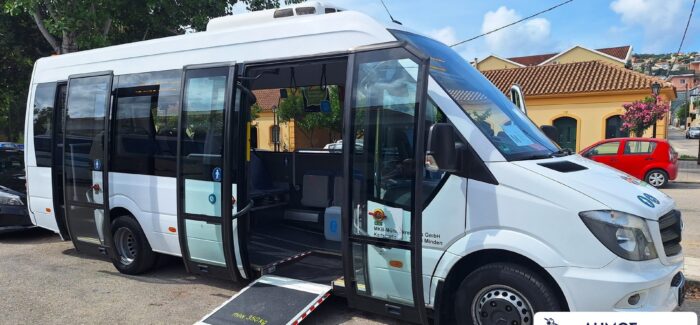 Η Δημοτική Συγκοινωνία επέστρεψε στους δρόμους της πόλης μας, προσφέροντας ΔΩΡΕΑΝ μετακίνηση για όλους