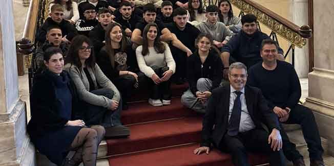 Π. Καππάτος: Υποδοχή στη Βουλή των Ελλήνων του 1ου ΕΠΑΛ Ληξουρίου για πρώτη φορά