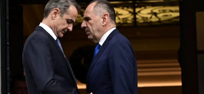 Επικίνδυνη και άθλια στήριξη της κυβέρνησης στην επίθεση ΗΠΑ