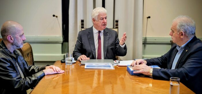 Συνάντηση εργασίας του Περιφερειάρχη Ιονίων Νήσων, Γιάννη Τρεπεκλή  με τον Πρόεδρο του ΟΑΣΠ, καθηγητή Ευθύμη Λέκκα