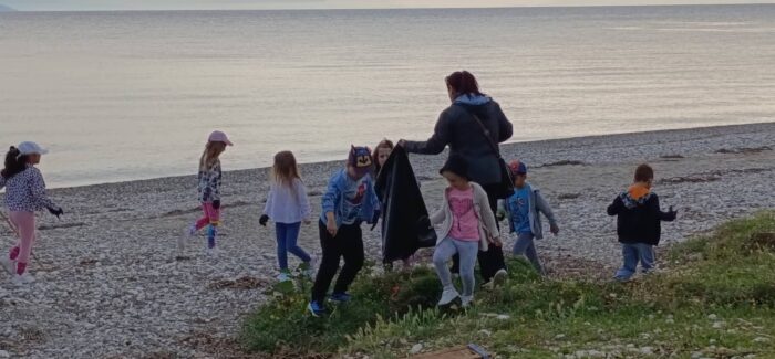 Το Δημοτικό Σχολείο Πόρου Κεφαλονιάς καθάρισε εθελοντικά την Παραλία Αράγια!