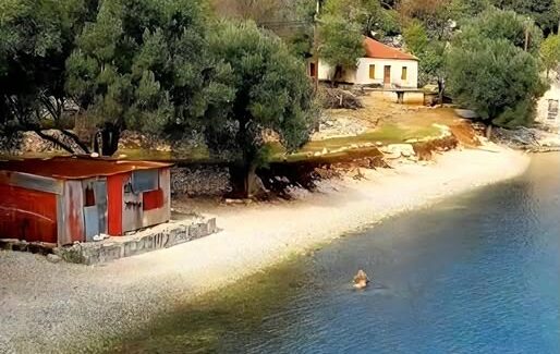 Έγγραφο “φωτιά” για την Αγία Σοφία – Ερίσου