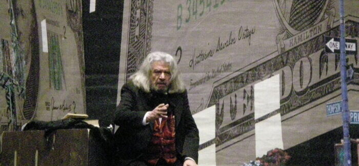 Άγγελος Αντωνόπουλος “Ο Μαρξ στο Σόχο”.
