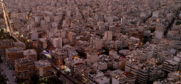 Η Ελλάδα «ξεγράφει» την ιδιοκατοίκηση: Οι 6 λόγοι της μεγάλης ανατροπής