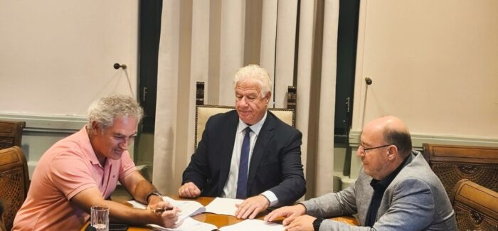 Δύο σημαντικές Προγραμματικές Συμβάσεις για την αναβάθμιση  αθλητικών υποδομών υπέγραψε η Περιφέρεια Ιονίων Νήσων