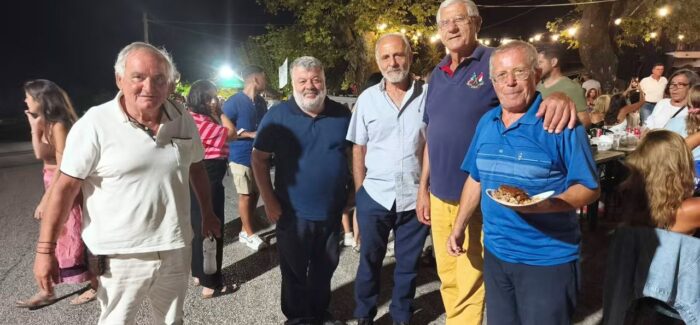 Το αδιαχώρητο στο γλέντι της «Γιορτής Κρεατόπιτας» στα Τζαννάτα!