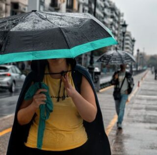 Καιρός – Έκτακτο δελτίο ΕΜΥ: Βροχές και καταιγίδες τις επόμενες ώρες
