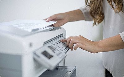 Ευχαριστίες για την ευγενική προσφορά φωτοτυπικού μηχανήματος  στο ΓΕΛ ΛΗΞΟΥΡΙΟΥ