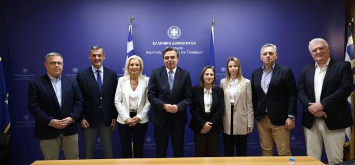 Συνάντηση του ΥπΑΑΤ Μ. Σχοινά με τις επτά Αποκεντρωμένες Διοικήσεις:  Στο επίκεντρο η αποτελεσματικότερη άσκηση των κρατικών αρμοδιοτήτων στον πρωτογενή τομέα