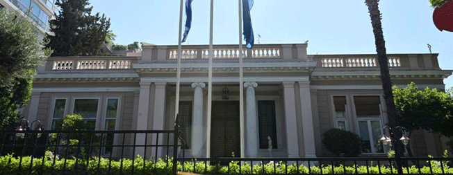 Το δύσκολο φθινόπωρο της κυβέρνησης: Ο δισεπίλυτος γρίφος της ακρίβειας και τα ανοιχτά μέτωπα