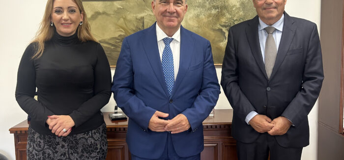 Π. Καππάτος: Συνάντηση εργασίας με τον Αν. Υπουργό Οικονομικών Νίκο Παπαθανάση για τη χρηματοδότηση του οδικού άξονα Αργοστόλι – Πόρος